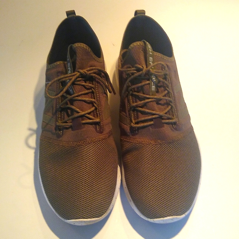 New balance men's sneakers